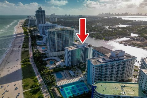 Condominio en venta en Miami Beach, Florida, 14.12 m2 № 1692334 - foto 7