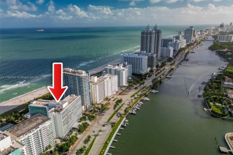 Condominio en venta en Miami Beach, Florida, 14.12 m2 № 1692334 - foto 5