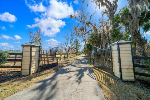 Casa en venta en Ocala, Florida, 3 dormitorios, 185.8 m2 № 2416461 - foto 3