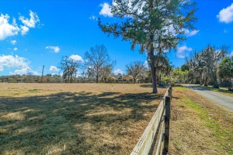 Casa en venta en Ocala, Florida, 3 dormitorios, 185.8 m2 № 2416461 - foto 4