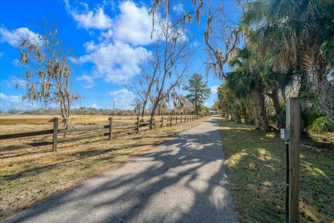 Casa en venta en Ocala, Florida, 3 dormitorios, 185.8 m2 № 2416461 - foto 5