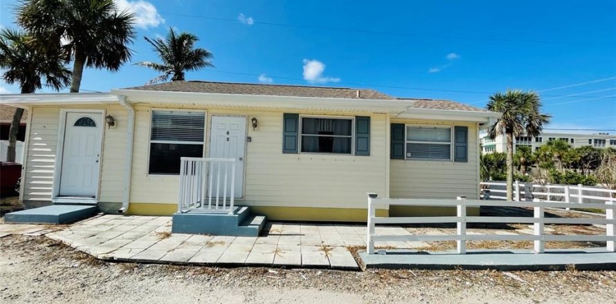 House in Englewood, Florida 1 bedroom, 51.65 sq.m. № 1769320