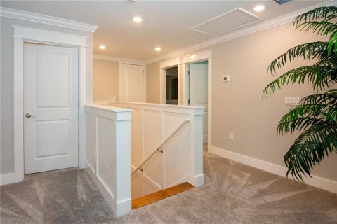 House in Kissimmee, Florida 5 bedrooms, 296.64 sq.m. № 1579080 - photo 11