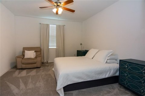 House in Kissimmee, Florida 5 bedrooms, 296.64 sq.m. № 1579080 - photo 28