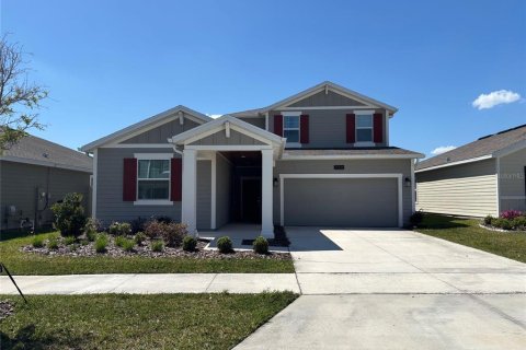 House in Kissimmee, Florida 5 bedrooms, 296.64 sq.m. № 1579080 - photo 1