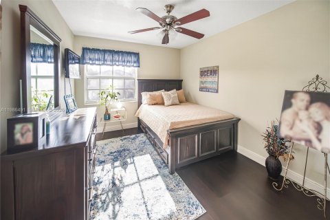 Villa ou maison à vendre à Pembroke Pines, Floride: 4 chambres, 184.13 m2 № 2048673 - photo 20
