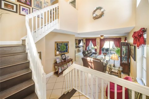 Villa ou maison à vendre à Pembroke Pines, Floride: 4 chambres, 184.13 m2 № 2048673 - photo 8