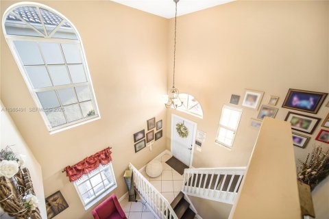 Villa ou maison à vendre à Pembroke Pines, Floride: 4 chambres, 184.13 m2 № 2048673 - photo 9