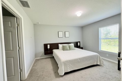 House in Port Charlotte, Florida 3 bedrooms, 144 sq.m. № 1791347 - photo 9