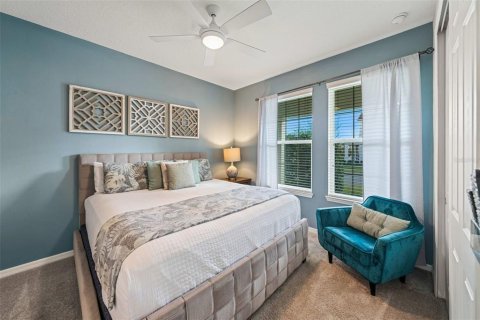Villa ou maison à vendre à Kissimmee, Floride: 7 chambres, 380.71 m2 № 2100162 - photo 4