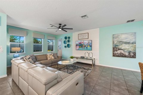 Villa ou maison à vendre à Kissimmee, Floride: 7 chambres, 380.71 m2 № 2100162 - photo 18