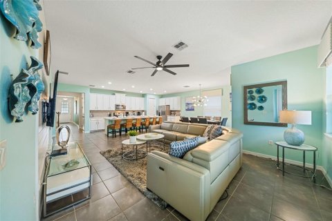 Villa ou maison à vendre à Kissimmee, Floride: 7 chambres, 380.71 m2 № 2100162 - photo 21