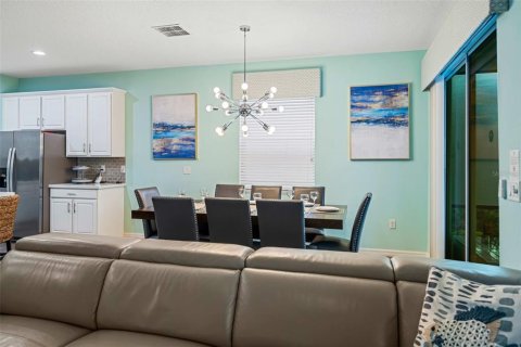 Villa ou maison à vendre à Kissimmee, Floride: 7 chambres, 380.71 m2 № 2100162 - photo 22