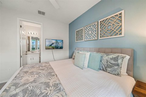 Villa ou maison à vendre à Kissimmee, Floride: 7 chambres, 380.71 m2 № 2100162 - photo 5