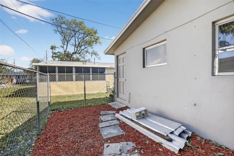 Casa en venta en Sunrise, Florida, 1 dormitorio, 75.99 m2 № 2025868 - foto 21