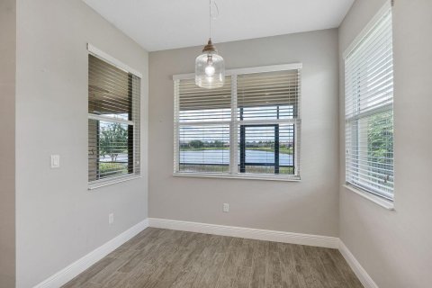 Casa en venta en Port St. Lucie, Florida, 3 dormitorios, 189.43 m2 № 2351128 - foto 24