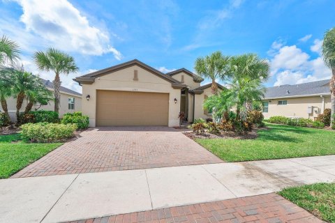 Villa ou maison à Port St. Lucie, Floride 3 chambres, 189.43 m2 № 2351128