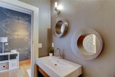 Condominio en venta en Miami Beach, Florida, 1 dormitorio, 89.74 m2 № 1774572 - foto 9