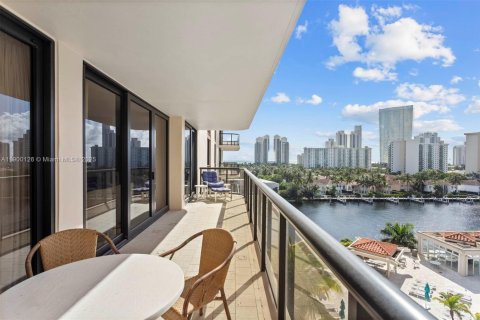 Купить кондоминиум в Авентура, Флорида 2 спальни, 148.64м2, № 2012133 - фото 30