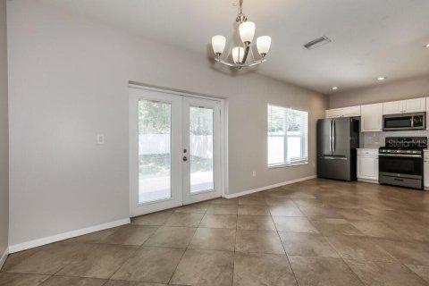 Casa en alquiler en Riverview, Florida, 4 dormitorios, 183.95 m2 № 2094592 - foto 6