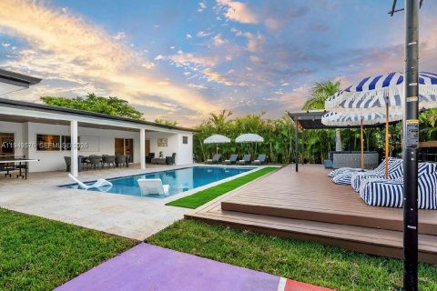 Villa ou maison à vendre à Hollywood, Floride: 6 chambres № 2005198 - photo 18