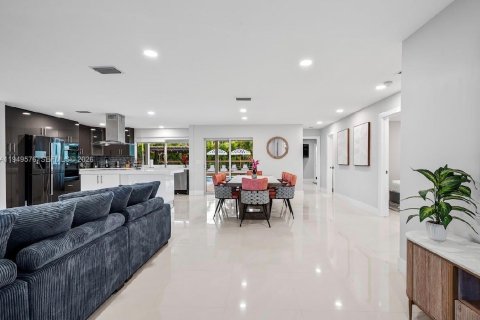 Villa ou maison à vendre à Hollywood, Floride: 6 chambres № 2005198 - photo 24