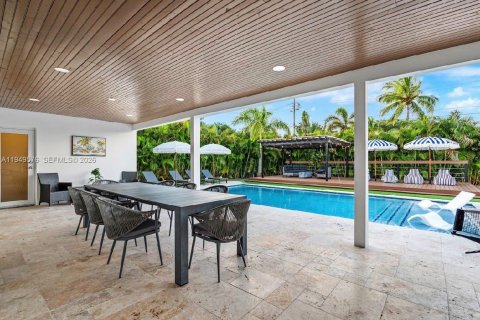 Villa ou maison à vendre à Hollywood, Floride: 6 chambres № 2005198 - photo 12