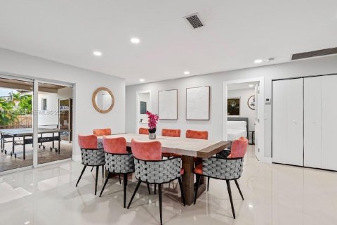 Villa ou maison à vendre à Hollywood, Floride: 6 chambres № 2005198 - photo 29