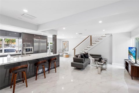 Villa ou maison à vendre à Fort Lauderdale, Floride: 5 chambres, 232.26 m2 № 2023757 - photo 7