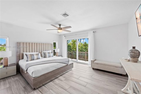 Villa ou maison à vendre à Fort Lauderdale, Floride: 5 chambres, 232.26 m2 № 2023757 - photo 13