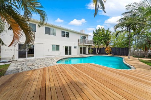 Villa ou maison à vendre à Fort Lauderdale, Floride: 5 chambres, 232.26 m2 № 2023757 - photo 29