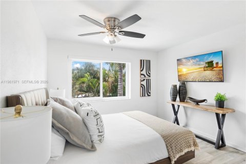 Villa ou maison à vendre à Fort Lauderdale, Floride: 5 chambres, 232.26 m2 № 2023757 - photo 24