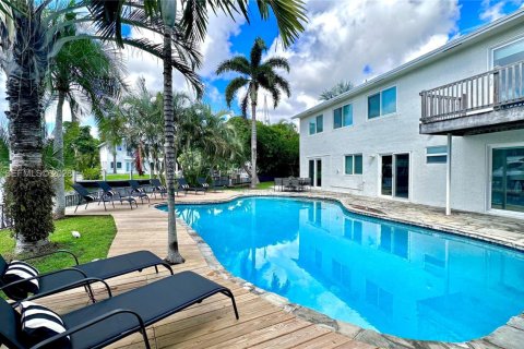 Villa ou maison à vendre à Fort Lauderdale, Floride: 5 chambres, 232.26 m2 № 2023757 - photo 30