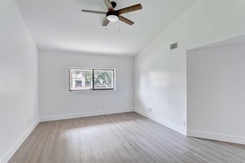 Купить кондоминиум в Джуно-Бич, Флорида 5 комнат, 162.21м2, № 2246375 - фото 24
