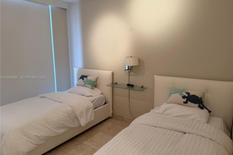 Copropriété à louer à Aventura, Floride: 2 chambres, 146.79 m2 № 2077943 - photo 12