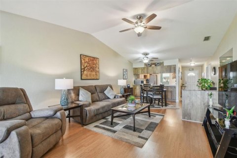 Casa en venta en Port Richey, Florida, 2 dormitorios, 123.19 m2 № 1773765 - foto 16