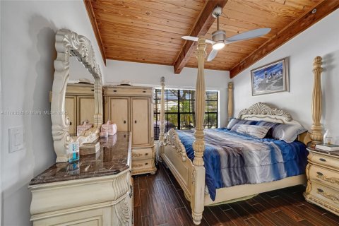 Casa en venta en Pembroke Pines, Florida, 2 dormitorios, 111.11 m2 № 1862959 - foto 18