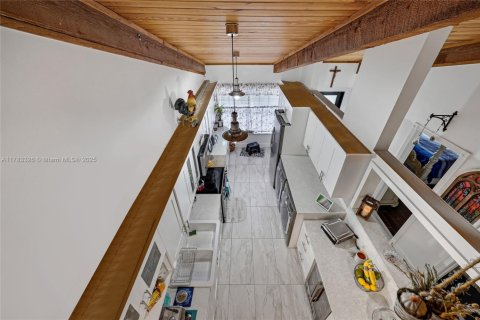 Casa en venta en Pembroke Pines, Florida, 2 dormitorios, 111.11 m2 № 1862959 - foto 16
