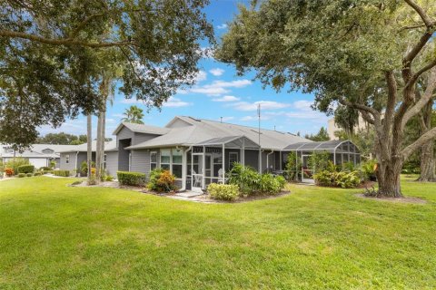 House in Leesburg, Florida 2 bedrooms, 120.12 sq.m. № 1906533 - photo 25