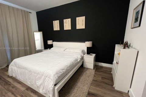 Touwnhouse à vendre à Miami, Floride: 3 chambres, 169.45 m2 № 1781636 - photo 25