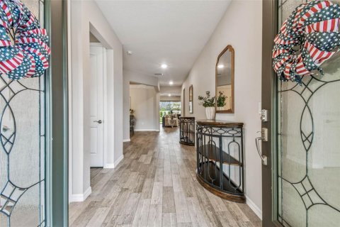 Casa en venta en Lutz, Florida, 4 dormitorios, 319.49 m2 № 1885736 - foto 4