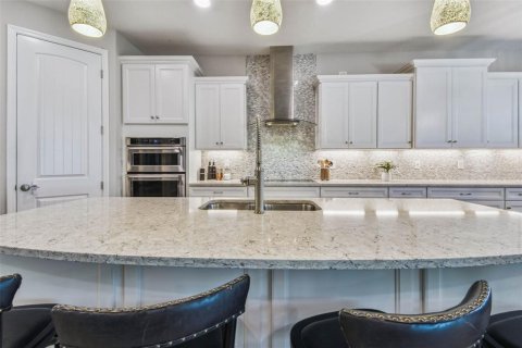 Casa en venta en Lutz, Florida, 4 dormitorios, 319.49 m2 № 1885736 - foto 7