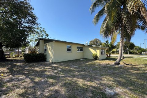 Villa ou maison à vendre à Pompano Beach, Floride: 3 chambres, 94.76 m2 № 1860679 - photo 1