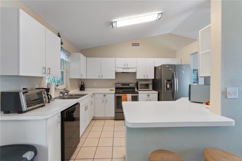 House in Bradenton, Florida 3 bedrooms, 112.97 sq.m. № 1757741 - photo 5