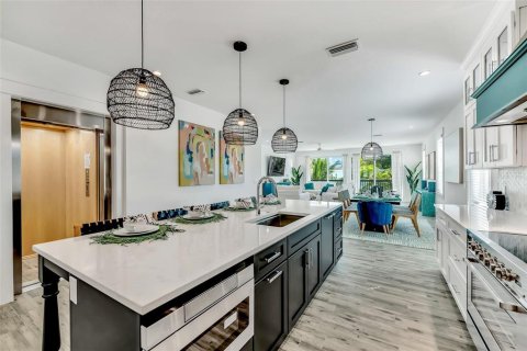 Купить виллу или дом в Сарасота, Флорида 10 комнат, 347.64м2, № 1757326 - фото 12