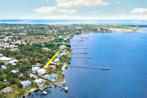 Casa en venta en Jensen Beach, Florida, 4 dormitorios, 274.43 m2 № 2242035 - foto 17