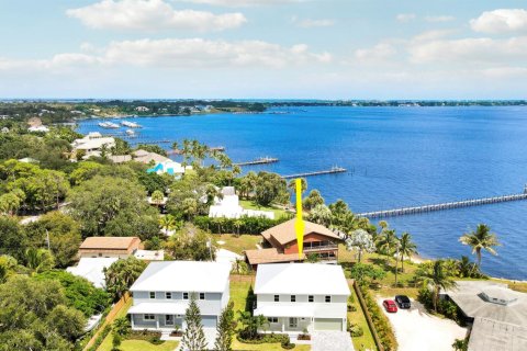 Casa en venta en Jensen Beach, Florida, 4 dormitorios, 274.43 m2 № 2242035 - foto 7