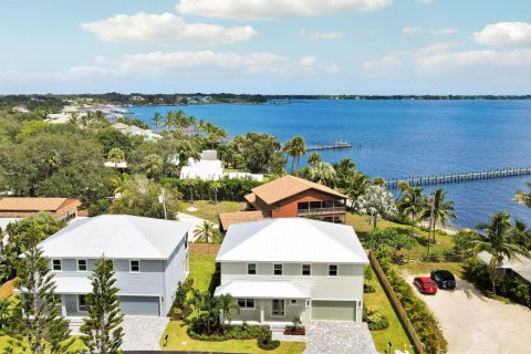 Casa en venta en Jensen Beach, Florida, 4 dormitorios, 274.43 m2 № 2242035 - foto 5