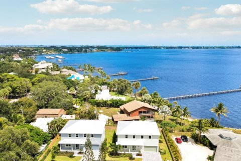 Casa en venta en Jensen Beach, Florida, 4 dormitorios, 274.43 m2 № 2242035 - foto 6