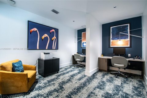 Apartment in Miami, Florida 2 bedrooms, 92.07 sq.m. № 2395491 - photo 23